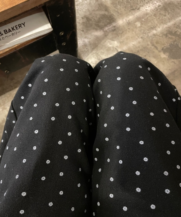 플라워 도트 와이드팬츠 블랙