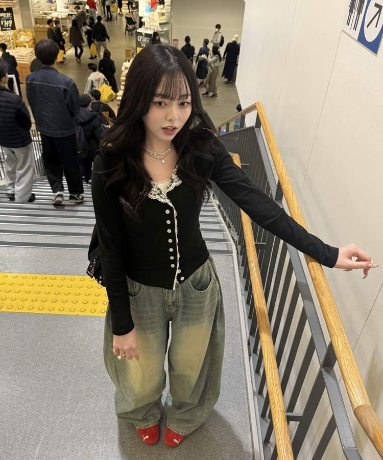 ラブリーレーストップス BLACK