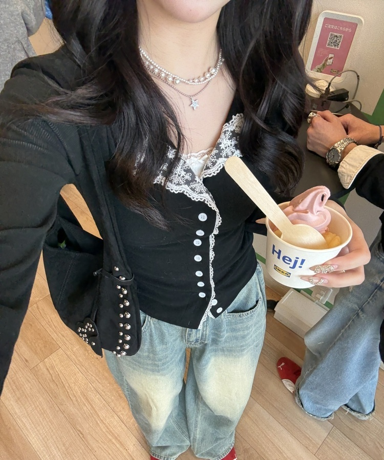 ラブリーレーストップス BLACK