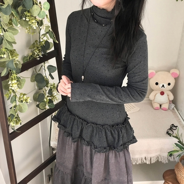 완전 부드러운 도트 낙낙핏 부들부들 레이어드 캉캉 프릴 폴라 긴팔 티셔츠