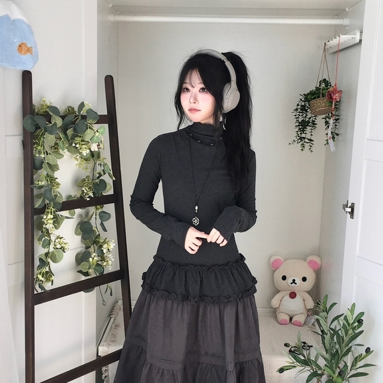 완전 부드러운 도트 낙낙핏 부들부들 레이어드 캉캉 프릴 폴라 긴팔 티셔츠