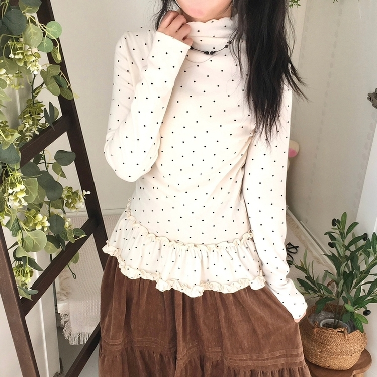 완전 부드러운 도트 낙낙핏 부들부들 레이어드 캉캉 프릴 폴라 긴팔 티셔츠