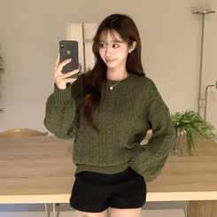 배배 꽈배기 라운드 루즈핏 겨울 긴팔 니트 오버핏 벌룬핏 긴팔티 데일리 상의 카키