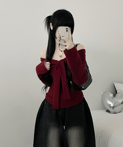 디엘꼬임리본오프숄더기모긴팔티셔츠 와인