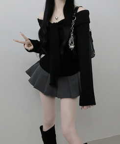 디엘꼬임리본오프숄더기모긴팔티셔츠 검정