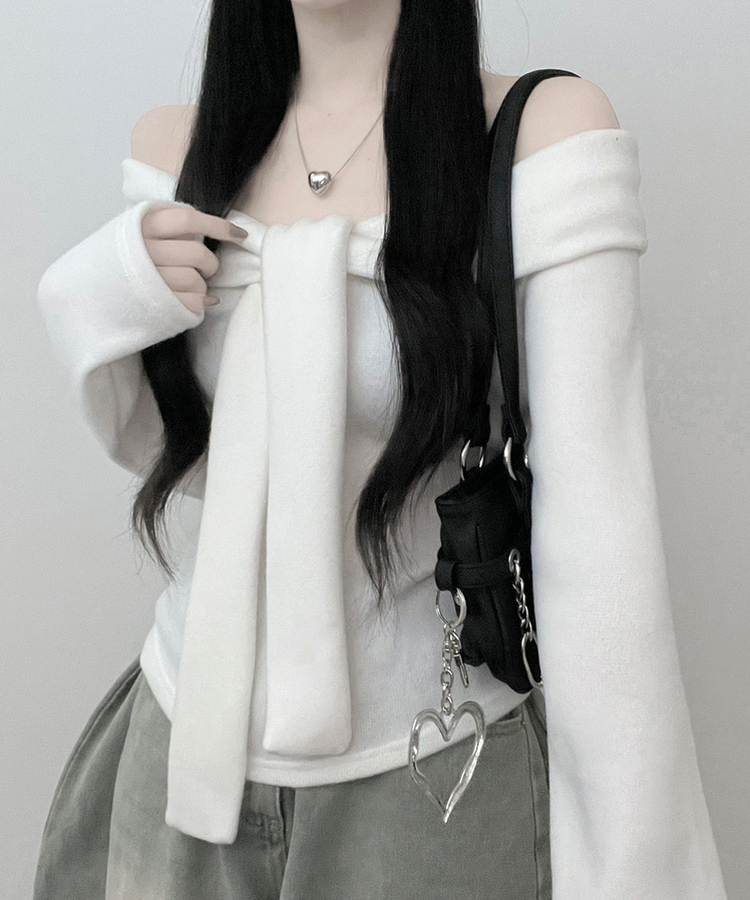 디엘꼬임리본오프숄더기모긴팔티셔츠 아이보리