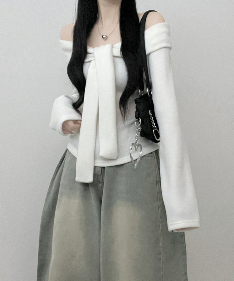 디엘꼬임리본오프숄더기모긴팔티셔츠 아이보리