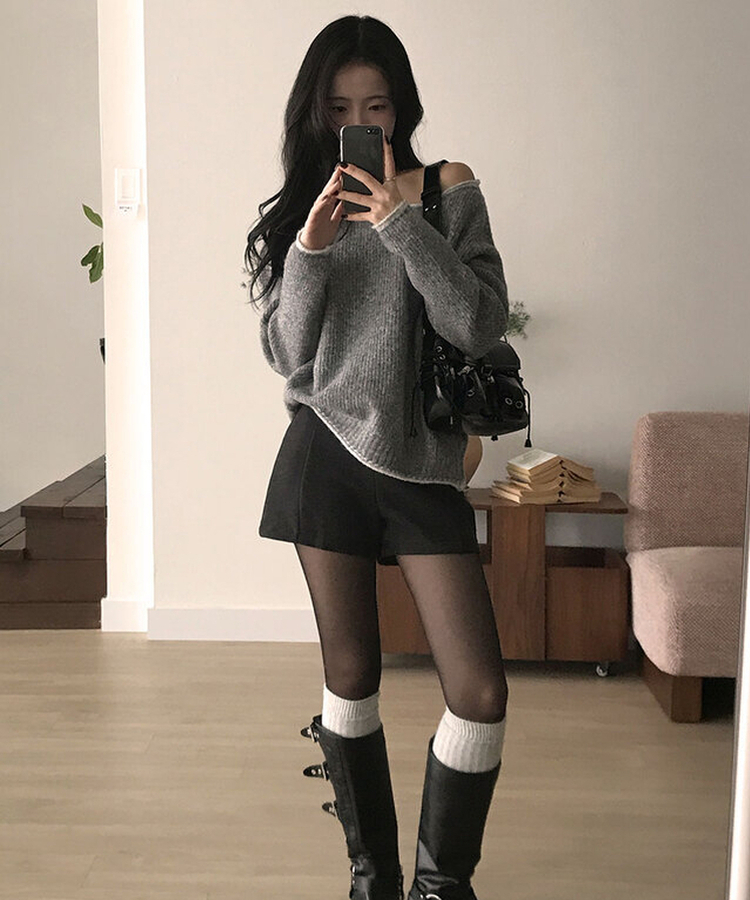 제뉴 울 하이웨스트 슬림핏 핀턱 모직 숏 팬츠 그레이