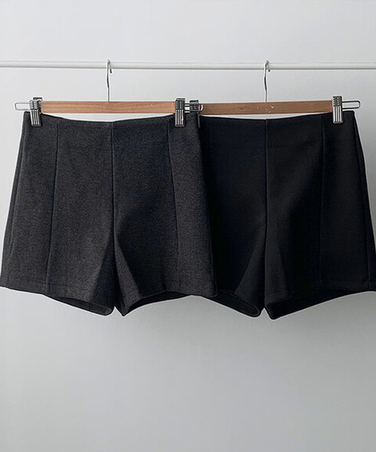 제뉴 울 하이웨스트 슬림핏 핀턱 모직 숏 팬츠