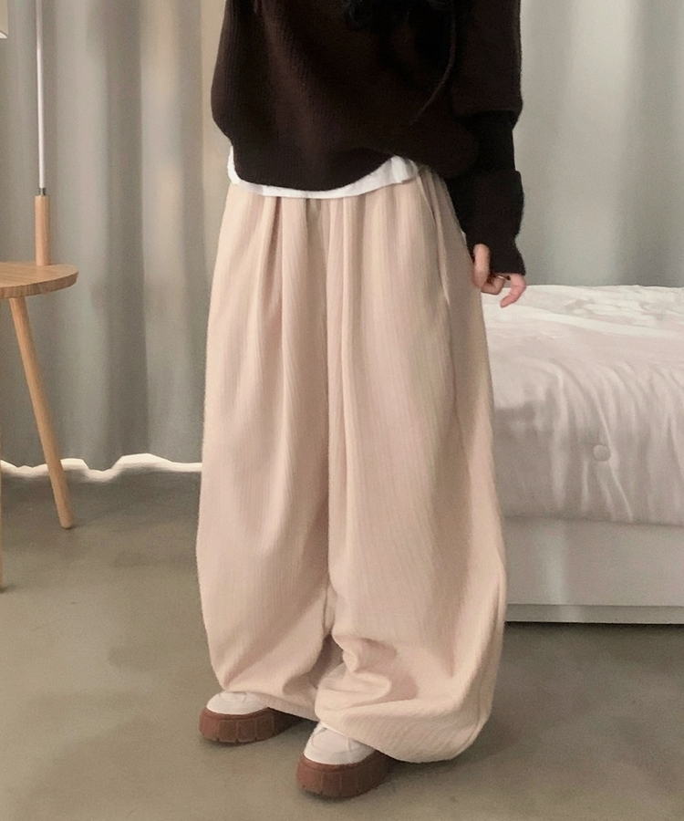 그레인 핀턱 골지니트 와이드 롱팬츠 베이지