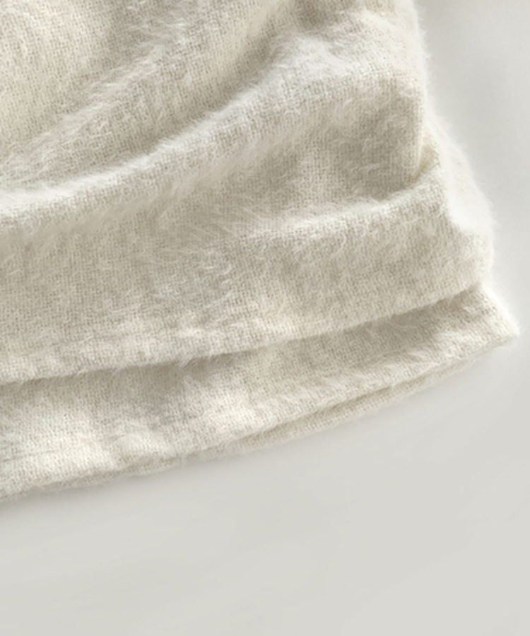 밀리 앙고라 퍼 슬림핏 라운드 긴팔니트티셔츠 홀터나시