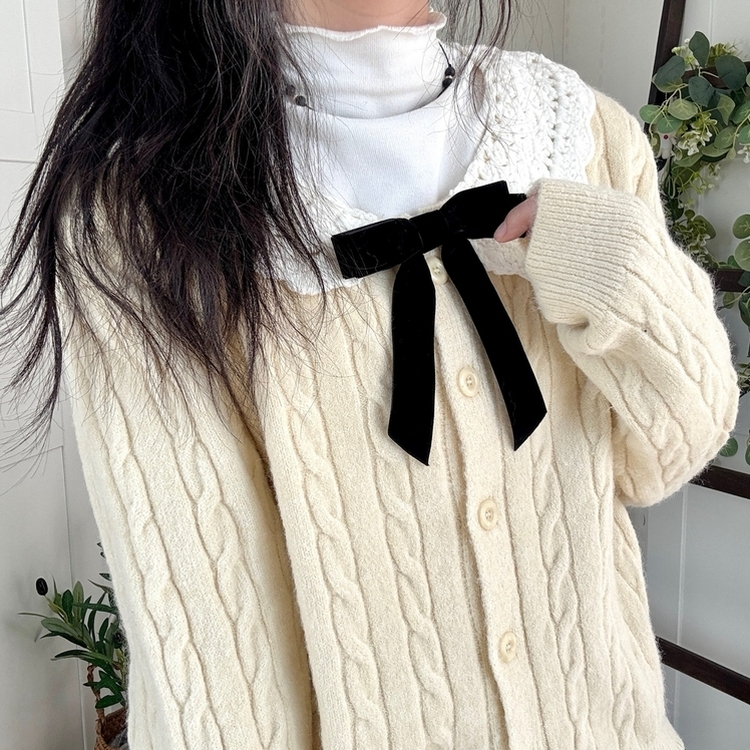 러블리 레이스카라 리본 탈부착 꽈배기 니트 가디건 베이지