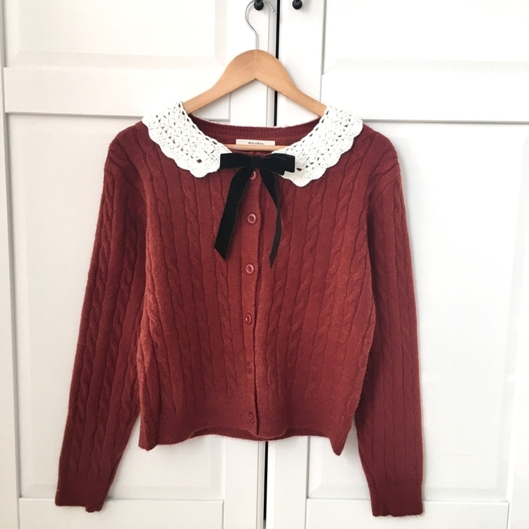 러블리 레이스카라 리본 탈부착 꽈배기 니트 가디건