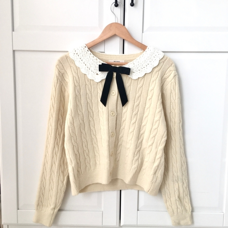 러블리 레이스카라 리본 탈부착 꽈배기 니트 가디건