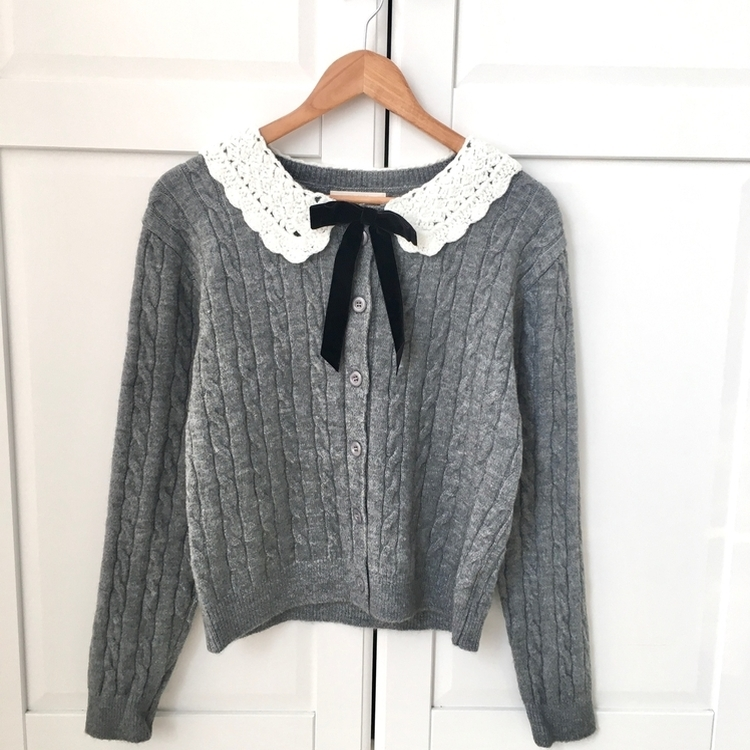 러블리 레이스카라 리본 탈부착 꽈배기 니트 가디건