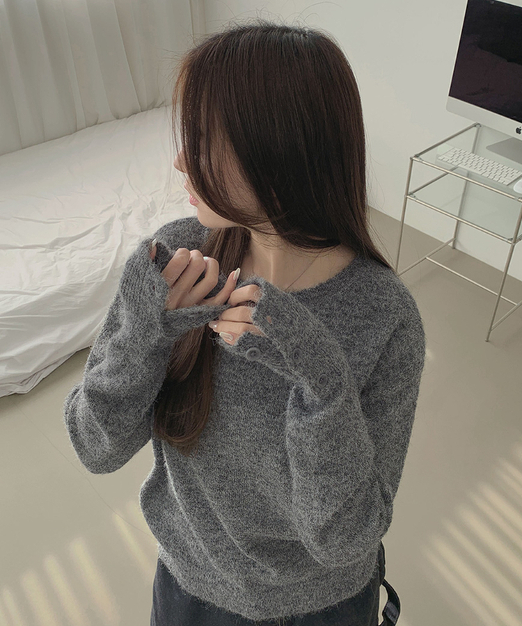 울 워머 버튼 소매 트임 페미닌 긴팔 니트 그레이