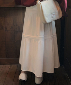 도톰함 그 이상의 든든함리얼 융기모 맥시 겨울 커버핏 윈터 캉캉 롱 스커트 아이보리