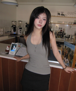 【カップ付き】【起毛】ホールターストライプキャミソール GREY