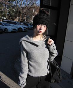 【カップ付き】【起毛】ホールターストライプキャミソール GREY