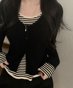 달티 스트라이프 일체형 니트가디건 블랙