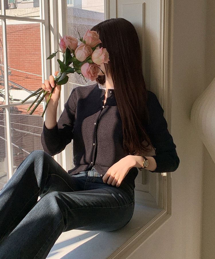 ラウンドフリルカーディガン BLACK