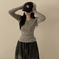 골지 버튼 슬림핏 긴팔티셔츠 니트 그레이