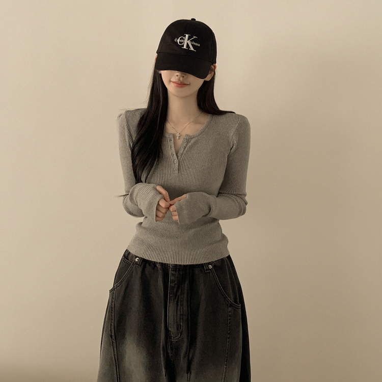 골지 버튼 슬림핏 긴팔티셔츠 니트 그레이