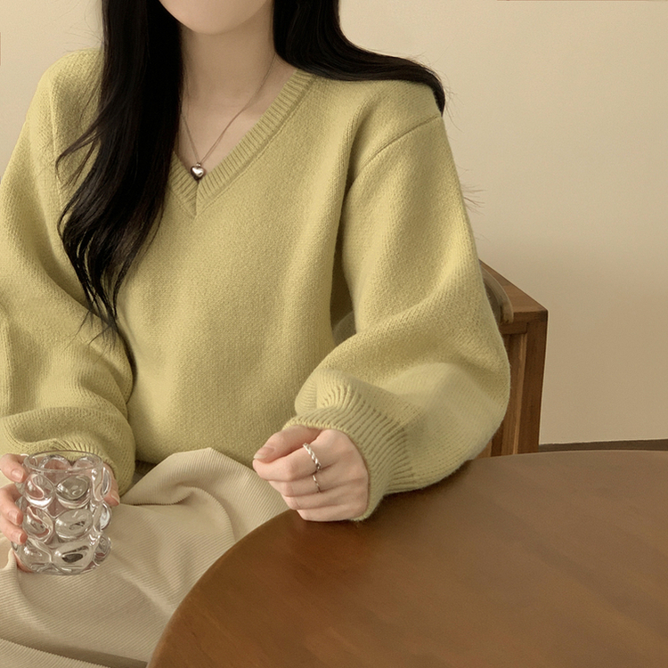 아방핏 허리밴딩 박시핏 벌룬 세미크롭 브이넥 올리브 니트 올리브