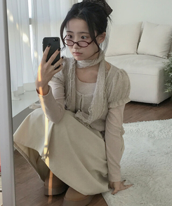 주주 골덴 코듀로이 A라인 뒷밴딩 속바지내장 플레어 미디 스커트 아이보리