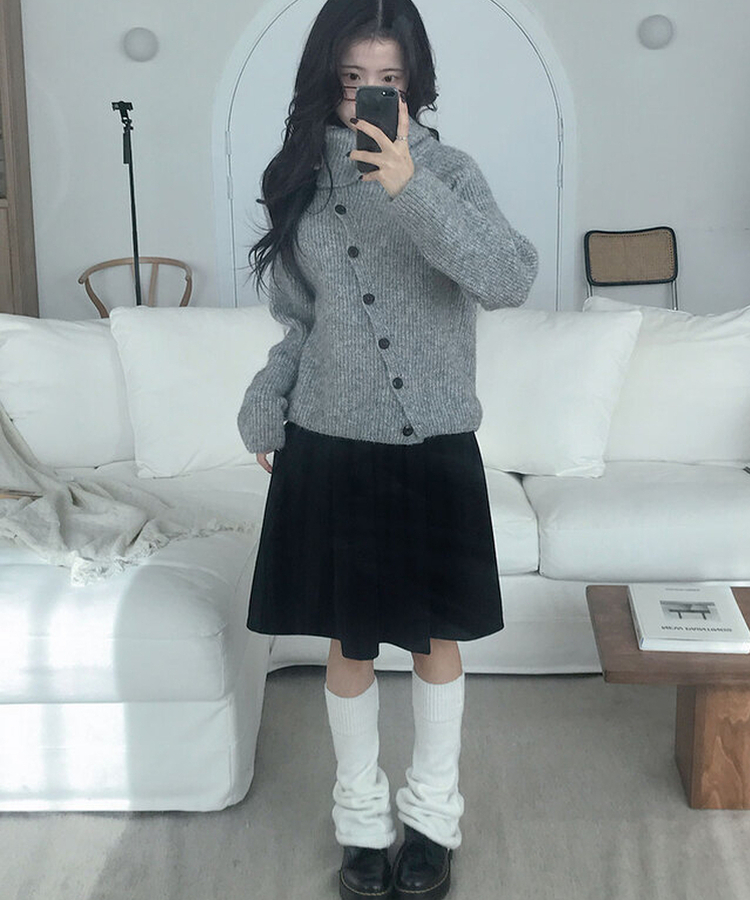 주주 골덴 코듀로이 A라인 뒷밴딩 속바지내장 플레어 미디 스커트 블랙