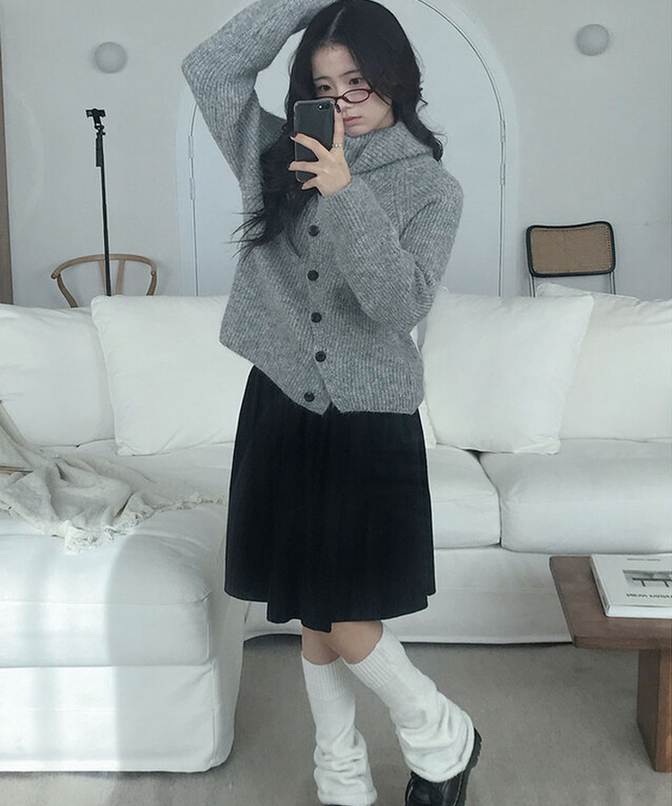 주주 골덴 코듀로이 A라인 뒷밴딩 속바지내장 플레어 미디 스커트 블랙