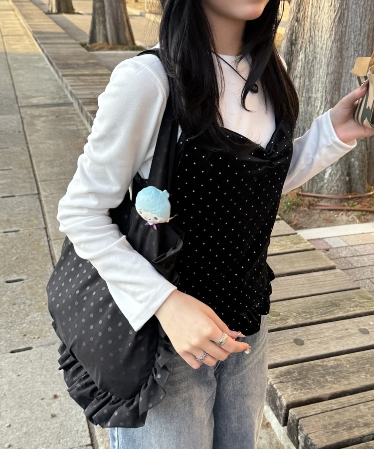러브 도트 프릴 가방 블랙