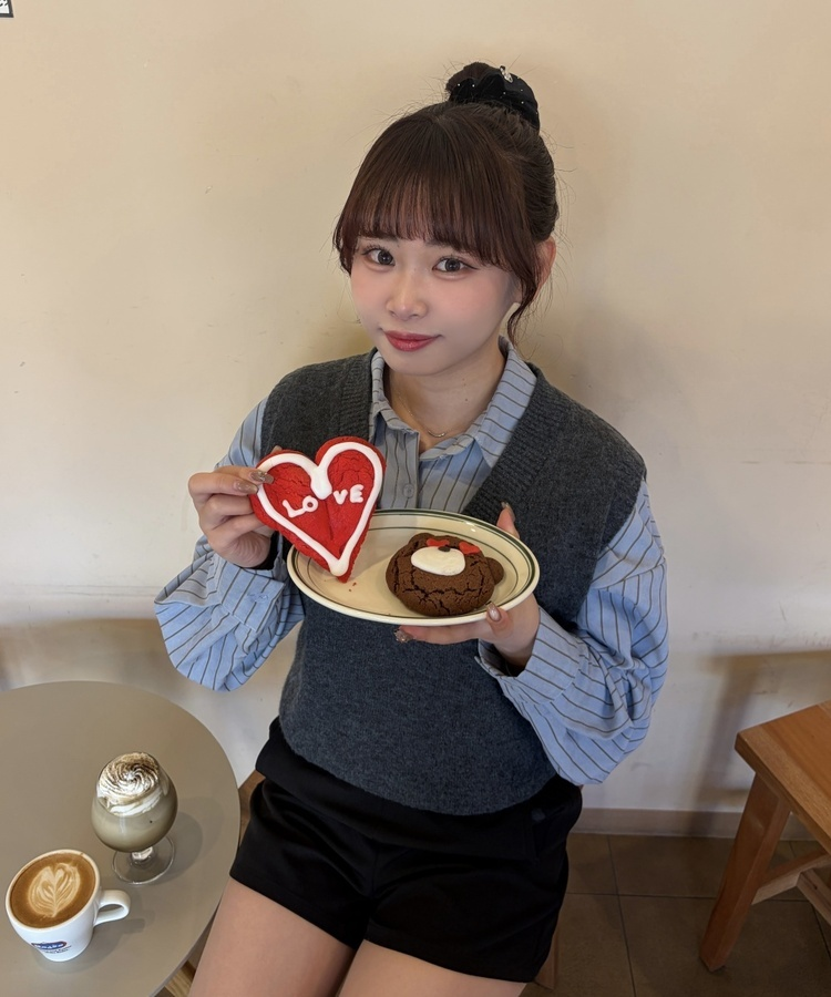 【SET】스트라이프 셔츠 니트 조끼 세트 그레이