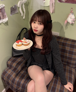 【SET】ネックストラップ付きドットキャミ＋カーディガン CHARCOAL