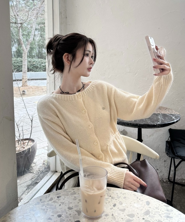 비즈 리본 목걸이 블랙