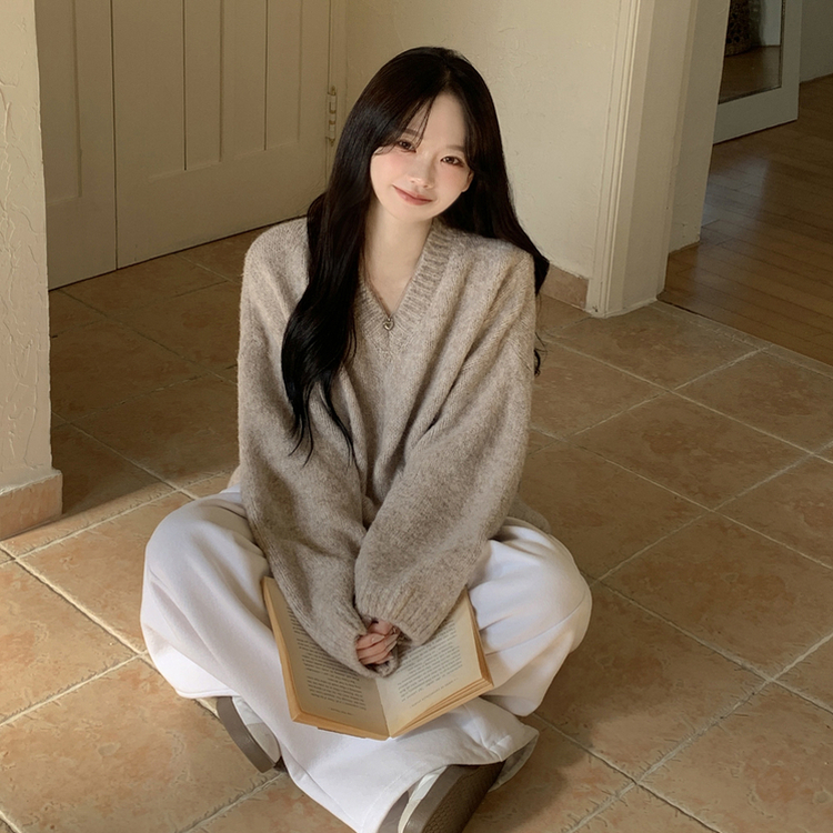 여리여리 오버핏 도톰 믹스보카시 알파카울 브이넥 아방핏 박시 울니트 연밤