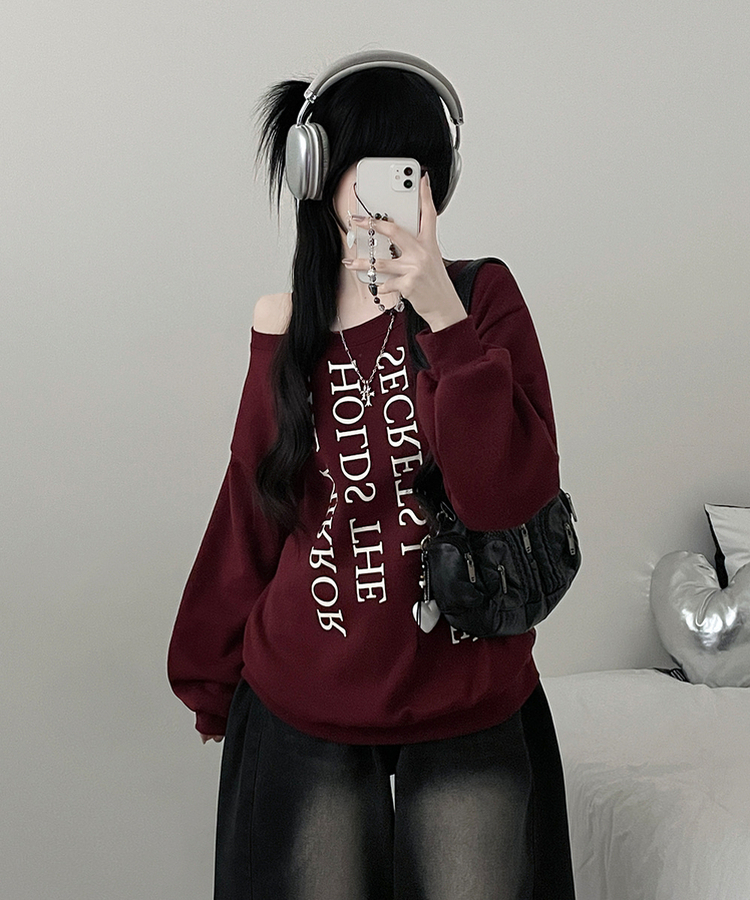 하이드레터링프린팅오프숄더박스핏맨투맨 와인