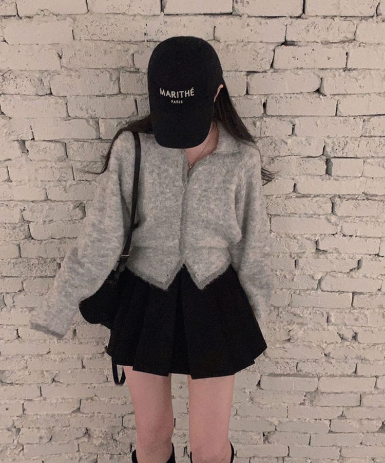 밑단 똑 잡아주는 2탄윈터 에디션 겨울부클 카라 배색 잘록핏 니트 가디건 연그레이