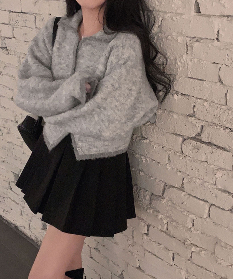 밑단 똑 잡아주는 2탄윈터 에디션 겨울부클 카라 배색 잘록핏 니트 가디건 연그레이