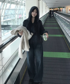 꽈배기 후드 니트 집업 먹색