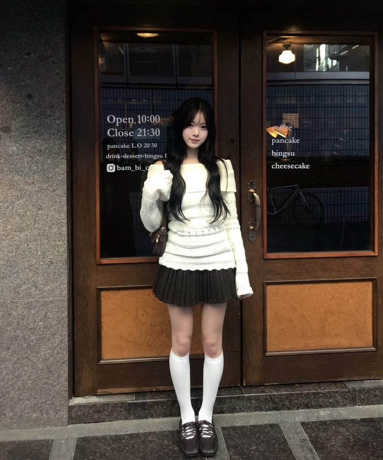 코코 펀칭 오프 니트 아이보리