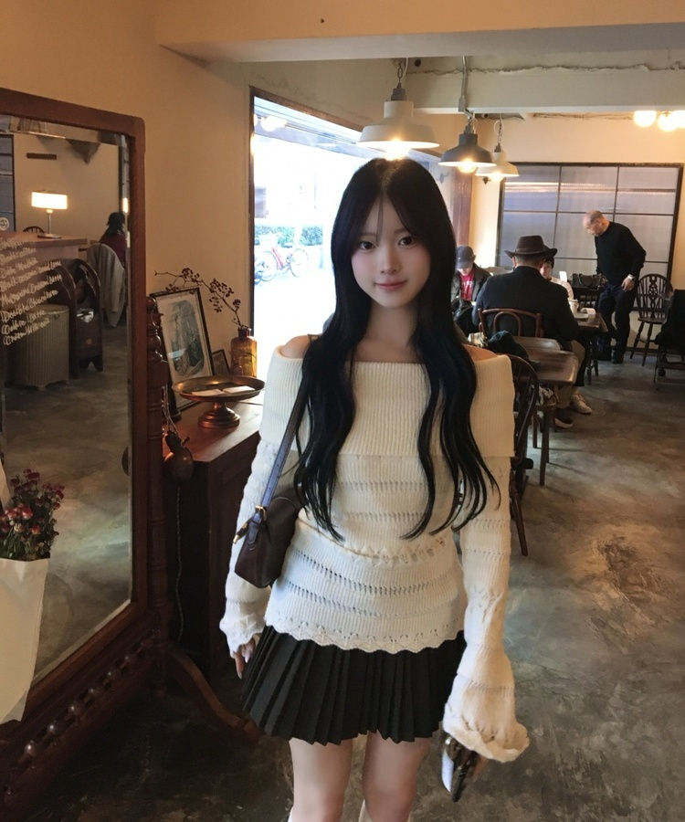 코코 펀칭 오프 니트 아이보리