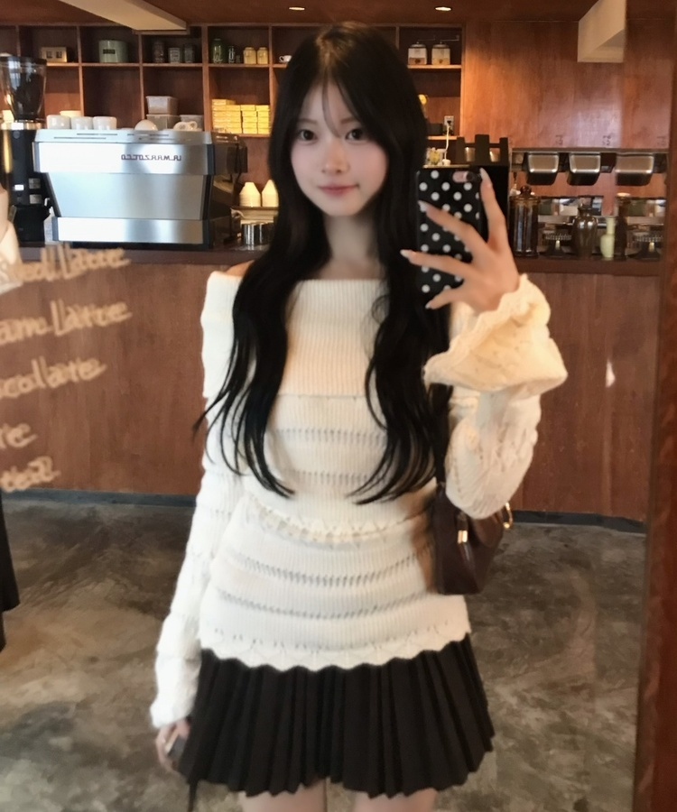 코코 펀칭 오프 니트 아이보리