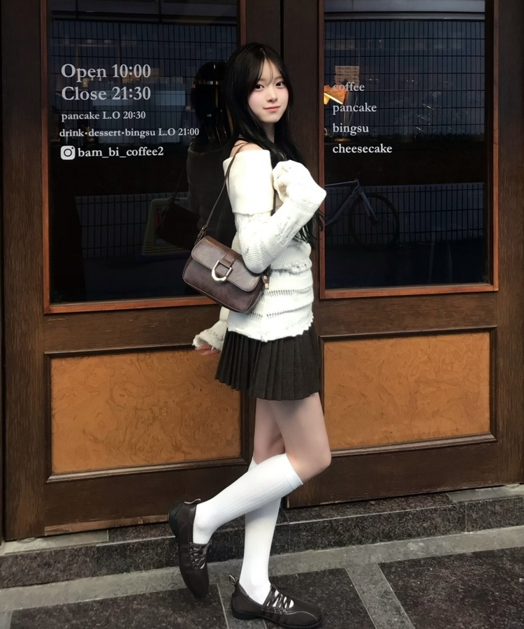 벨트 주름 미니 스커트 브라운