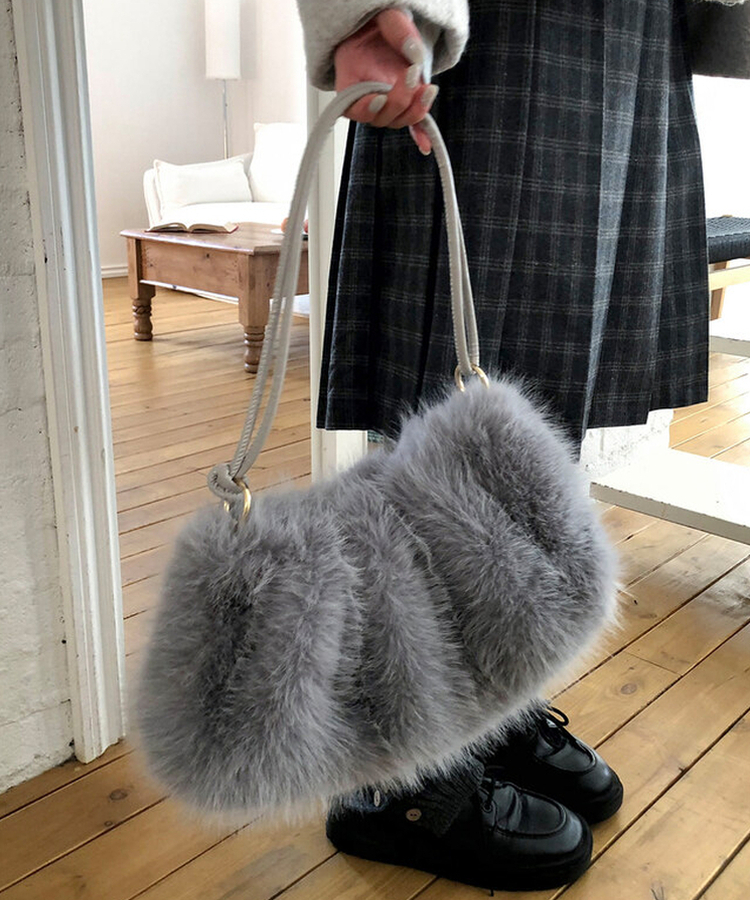 ファーショルダーバッグ LIGHT GRAY