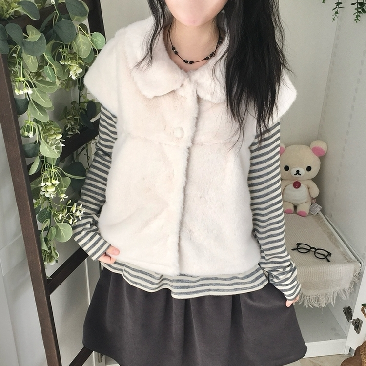 스노우 단추 폼폼 퍼 카라 밍크 조끼 반팔 자켓 아우터 아이보리