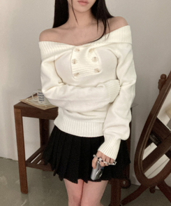 더블버튼 오프숄더 숄 니트 아이보리