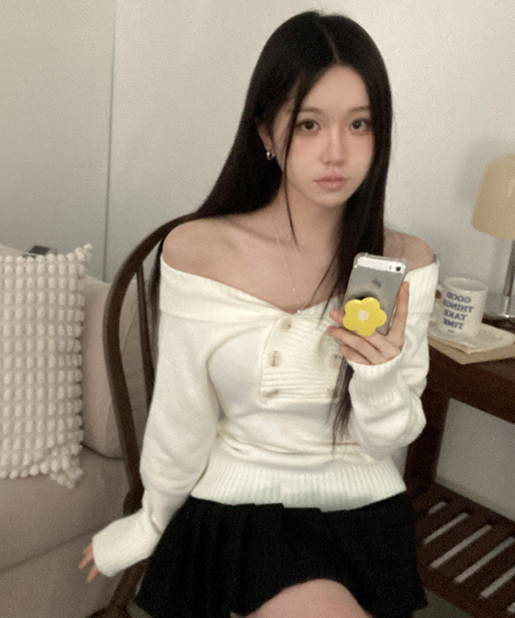 더블버튼 오프숄더 숄 니트 아이보리