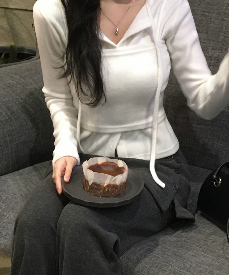 세컨드 기모 끈 레이어드 여리핏 니트탑 버튼 가디건 세트 아이보리