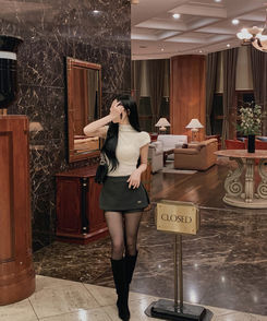 ハーフネックファーフェアリー半袖Tシャツ IVORY